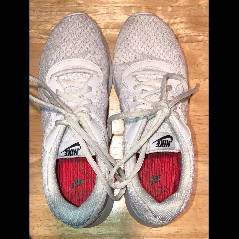 Women’s Sneakers